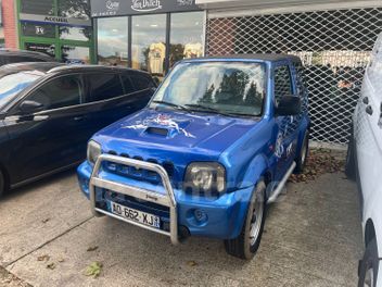 SUZUKI 