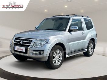 MITSUBISHI PAJERO 3 III (2) 3.2 DI-D 200 INSTYLE BVA 3P
