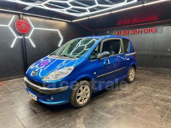 PEUGEOT 1007 1.4 SPORTY 2-TRONIC