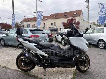 YAMAHA T-MAX 560