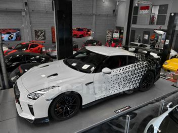 NISSAN GT-R (2) 3.8 V6 570 BLACK EDITION B.R.M 4WD