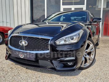 INFINITI 