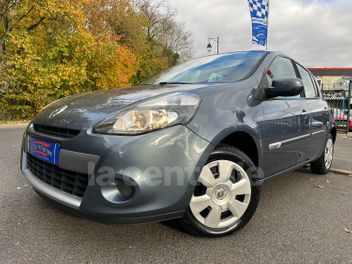 RENAULT CLIO 3 III (2) 1.2 16V 75 AUTHENTIQUE 5P