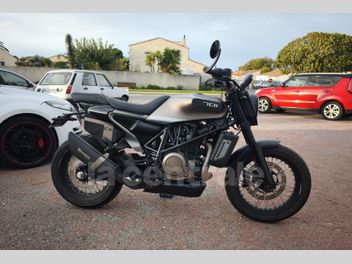 HUSQVARNA SVARTPILEN 701