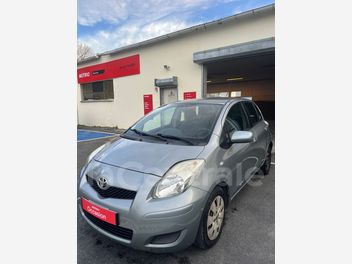 TOYOTA YARIS 2 II 90 D-4D 5P