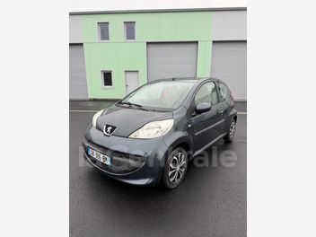 PEUGEOT 107 1.0 TRENDY 2-TRONIC 3P