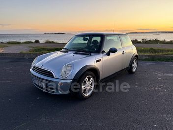 MINI MINI 3P 1.6 90 ONE PACK