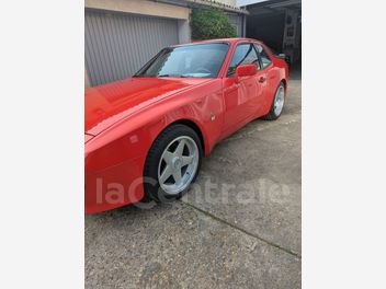 PORSCHE 