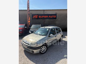 RENAULT 