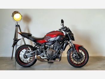 YAMAHA MT-07 700