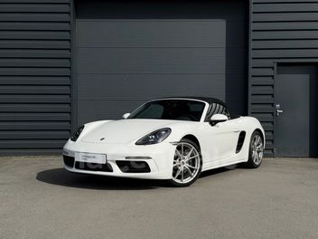 PORSCHE 