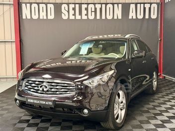 INFINITI 