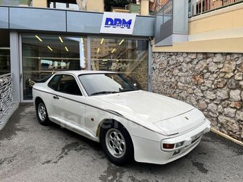 PORSCHE 