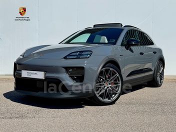 PORSCHE 