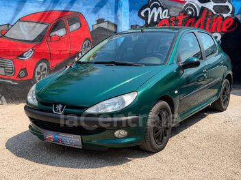 PEUGEOT 