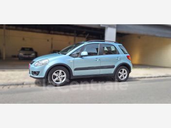 SUZUKI 