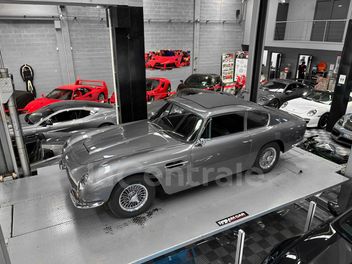ASTON MARTIN 