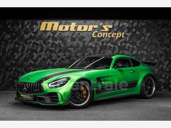 MERCEDES-AMG 