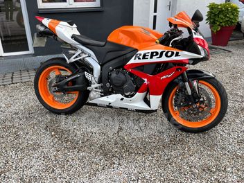 HONDA CBR 600 RR