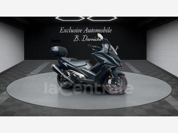 KYMCO AK 550
