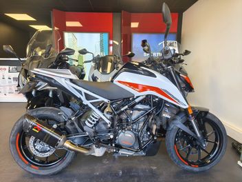 KTM ADVENTURE 390