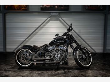 HARLEY DAVIDSON TRIKES FREEWHEELER 1868