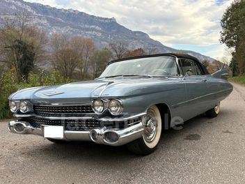 CADILLAC 