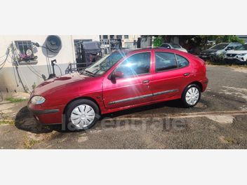 RENAULT 