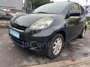 DAIHATSU SIRION 1.3 X 5P