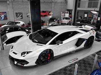 LAMBORGHINI AVENTADOR COUPE 6.5 V12 770 SVJ