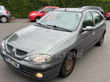 RENAULT 