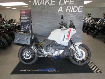 DUCATI HYPERSTRADA 939