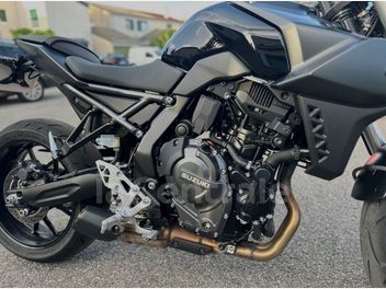 SUZUKI GSX-8S 800