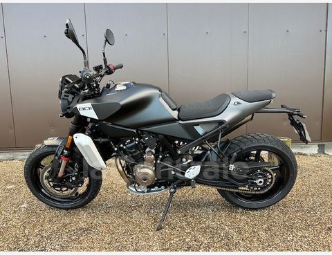 Husqvarna Vitpilen 801 Husqvarna Svartpilen 125 Usata Annonce