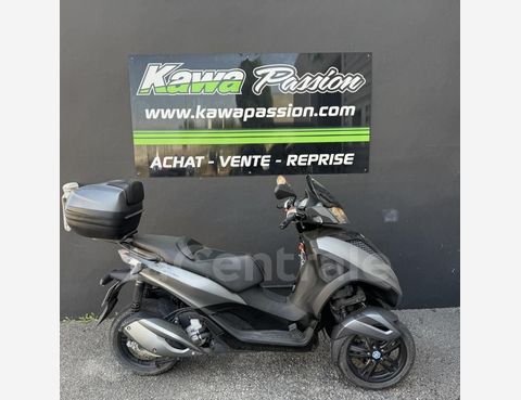 Annonce Piaggio mp3 300 lt yourban 2015 ESSENCE occasion Gard 30