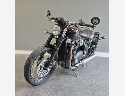 Annonce Triumph bonneville 1200 bobber 2017 ESSENCE occasion